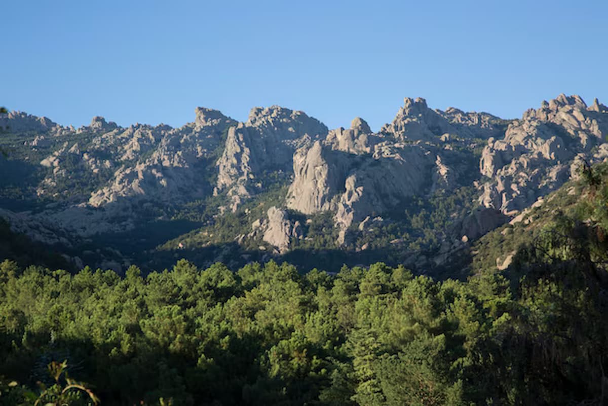 Discover “La pedriza” with your camper motorhome in Madird