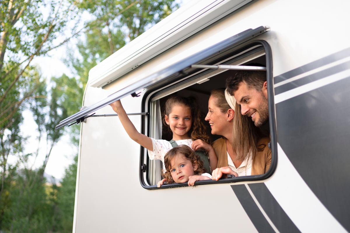 Alquiler de autocaravana camper en Madrid: la aventura comienza con Adventure Campers