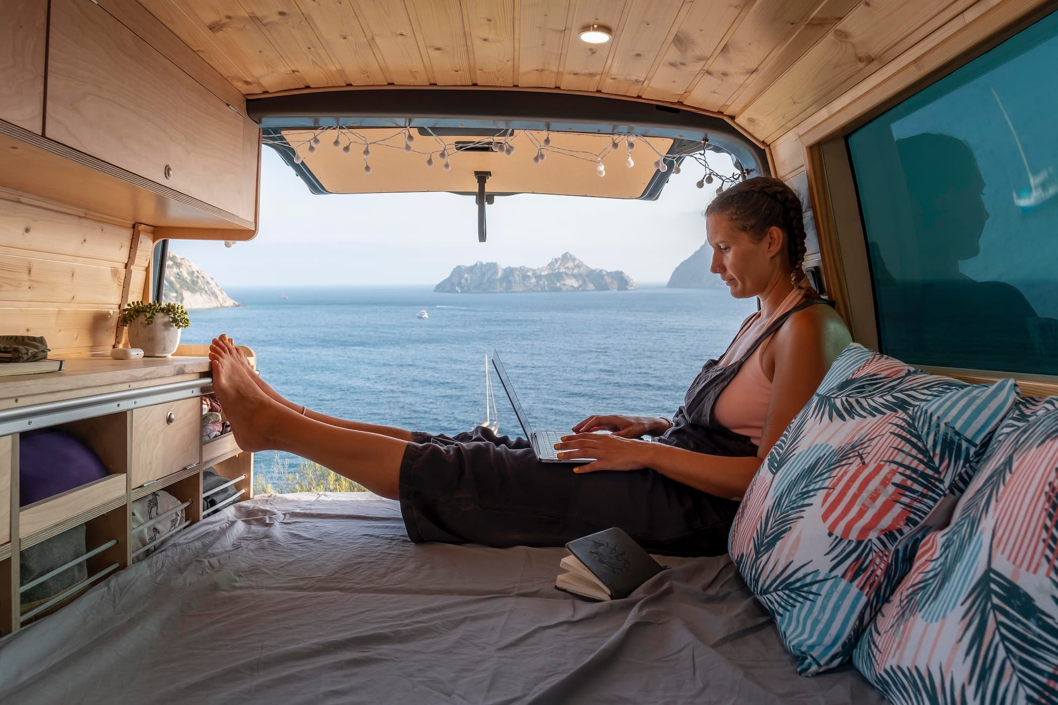 Alquiler autocaravana Barcelona: ruta en primera persona por los pueblos medievales de Cataluña